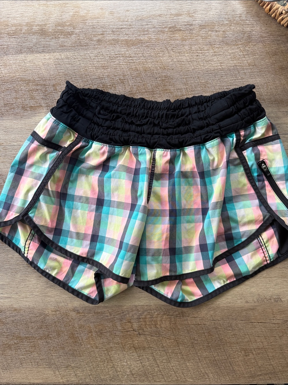 lululemon athletica Pastel Plaid Athletic Shorts with Black Waistband size 8